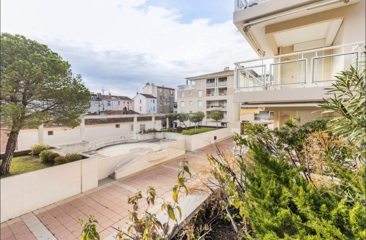 Port Azur Apartment Vallauris Exterior foto